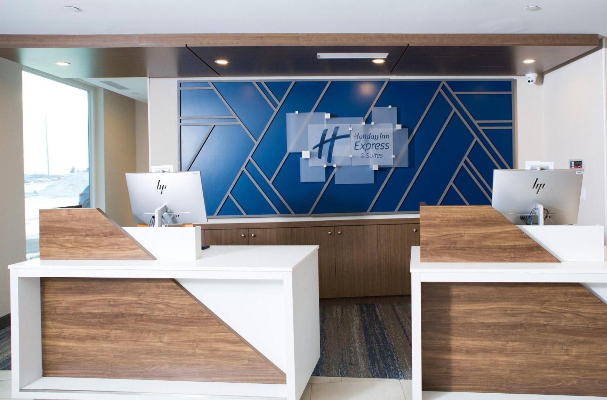 Holiday Inn Express & Suites Prince Albert - South By Ihg Buitenkant foto
